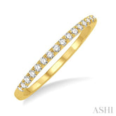 1/5 Ctw Round Cut Diamond Wedding Band in 14K Yellow Gold