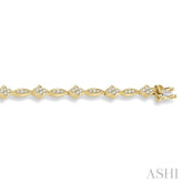 1 1/10 Ctw Marquise and Floral Link Diamond Bracelet in 14K Yellow Gold