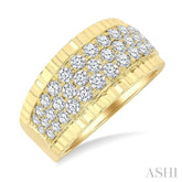 1 1/6 Ctw Triple Row Round Cut Diamond Fashion Wide Band in 14K Yellow Gold