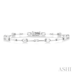 1 1/3 Ctw Bezel Set Emerald and Round Cut Diamond Bar Link Bracelet in 14K White Gold