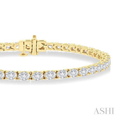 5 1/2 Ctw East West Oval Cut Diamond Fashion Tennis bracelet in 14K Yellow Gold