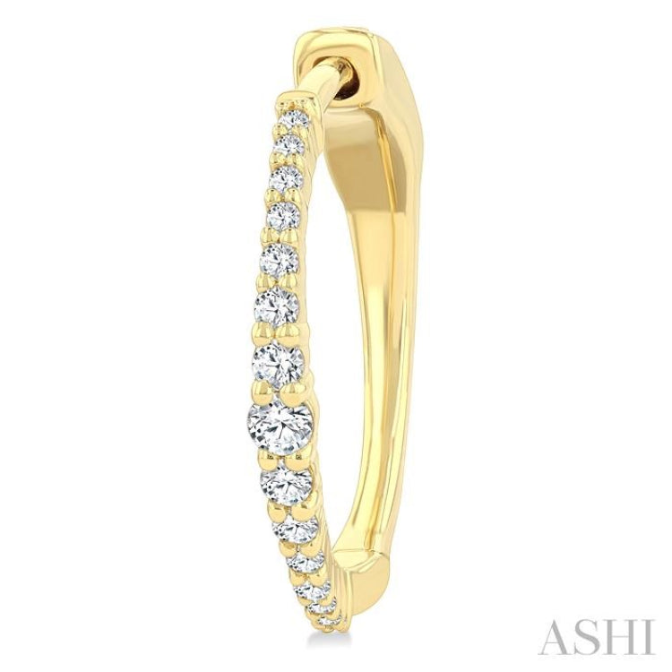 1/4 Ctw Round Cut Diamond Graduated Riviera Hoop Earrings in 14K Yellow Gold