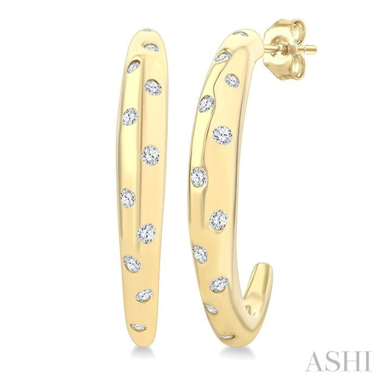 1/5 Ctw Round Cut Diamond Mosaic Half Hoop Earrings in 10K Yellow Gold
