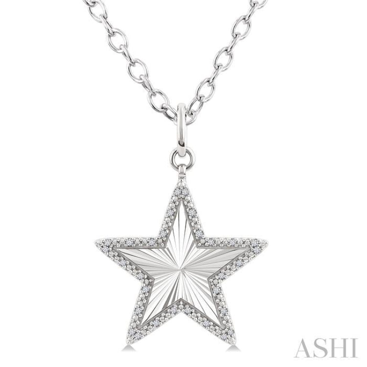 1/10 Ctw Star Fluted Medallion Single Cut Diamond Pendant With Chain in Sterling Silver