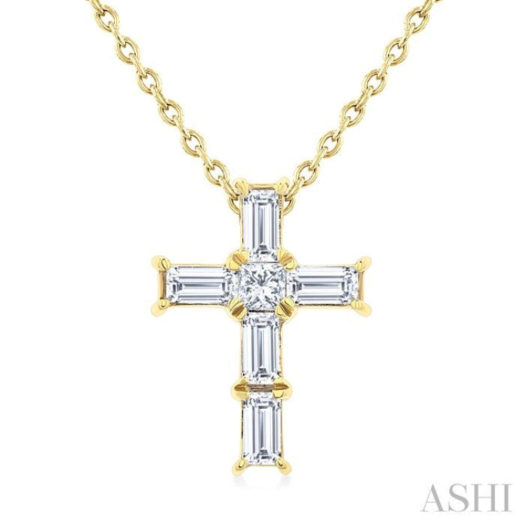 1/6 Ctw Princess and Baguette Cut Diamond Cross Petite Fashion Pendant With Chain in 10K Yellow Gold