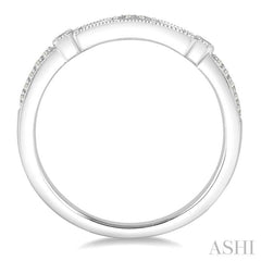 1/5 Ctw Diamond Wedding Band in 14K White Gold