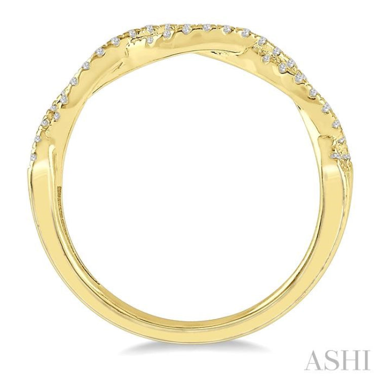 1/5 Ctw Entwined Round Cut Diamond Fashion Ring in 14K Yellow Gold