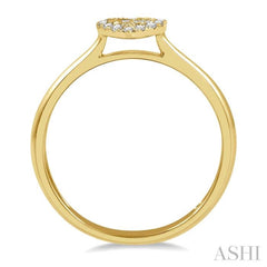 1/5 Ctw Heart Shape Baguette and Round Cut Diamond Ladies Ring in 14K Yellow Gold