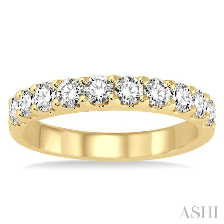 1 Ctw Round Cut Diamond Wedding Band in 14K Yellow Gold