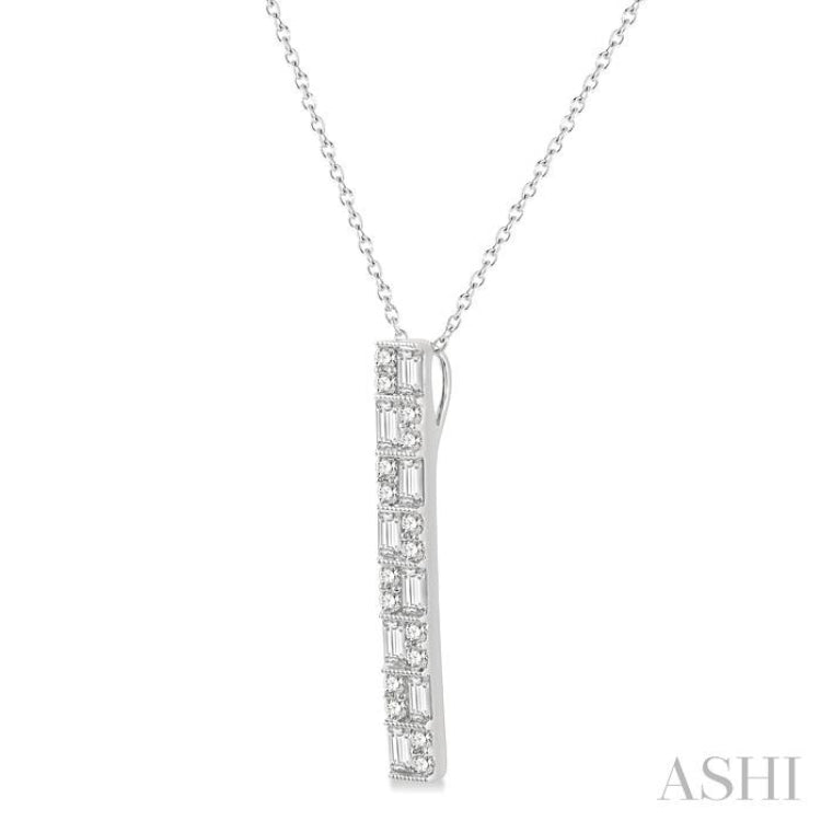 1/2 Ctw Basket Weave Baguette and Round Cut Diamond Pendant With Chain in 14K White Gold