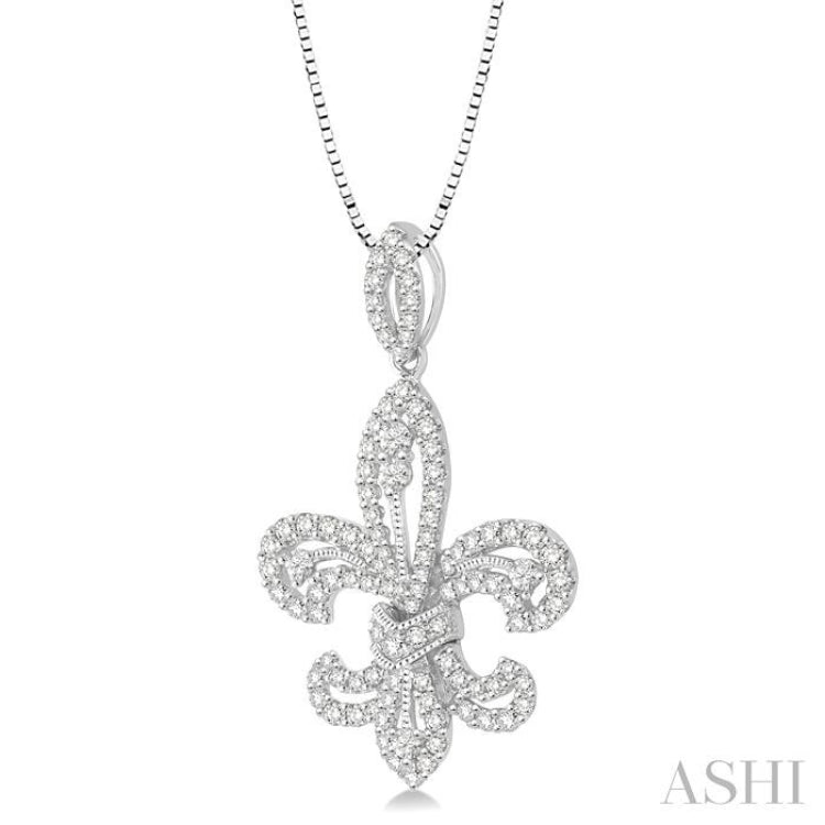 7/8 Ctw Round Cut Diamond Fleur De Lis Diamond Pendant in 14K White Gold with Chain