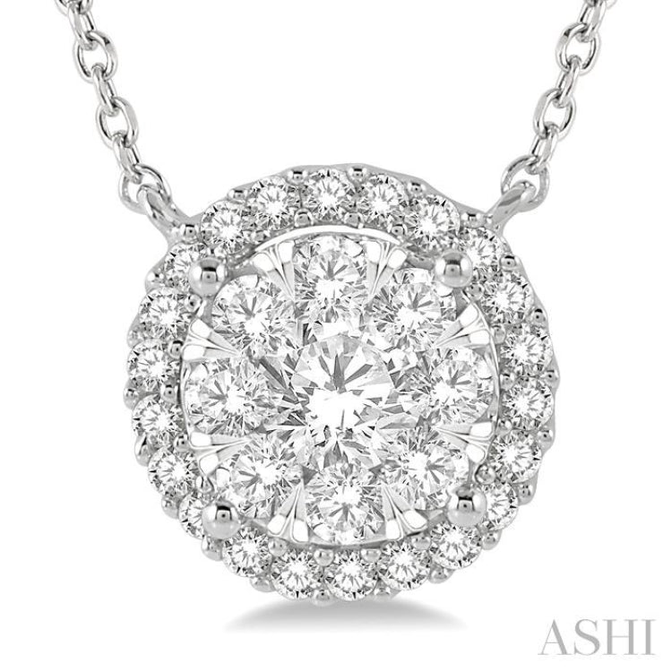 3/4 Ctw Circular Round Cut Diamond Lovebright Pendant With Chain in 14K White Gold