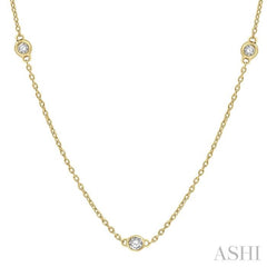 1/2 Ctw Round Cut Diamond Station Necklace in 14K Yellow Gold