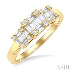 1/2 Ctw Past, Present & Future Baguette and Round Cut Diamond Fusion Fashion Ring in 14K Yellow Gold