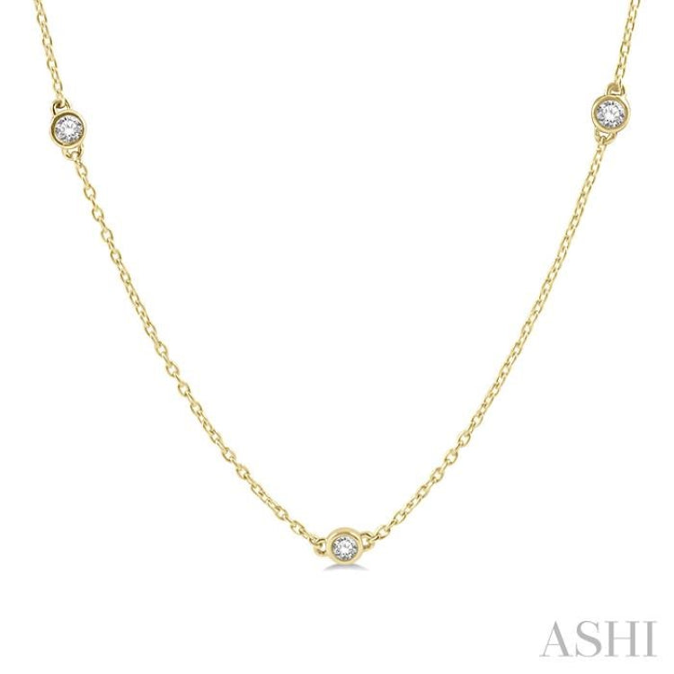 1/3 Ctw Round Cut Diamond Station Necklace in 14K Yellow Gold