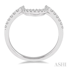1/4 Ctw Round Cut Diamond Wedding Band in 14K White Gold