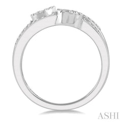 3/8 Ctw Tri Shape Mount Split Shank Lovebright Round Cut Diamond Ring in 14K White Gold