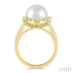 10 MM Cultured Pearl and 3/4 Ctw Hexagon Shape Round Cut Diamond Ring in 14K Yellow Gold