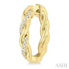 1/10 Ctw Entwined Front Round Cut Diamond Fashion Hoop Earring in 10K Yellow Gold