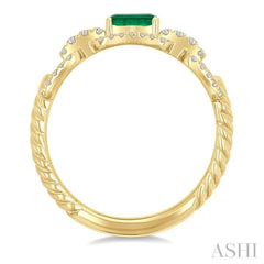 1/4 Ctw 5X3MM Octagon Shape Emerald and Round Cut Diamond Precious Rectangular Open Link Fashion Ring in 14K Yellow Gold
