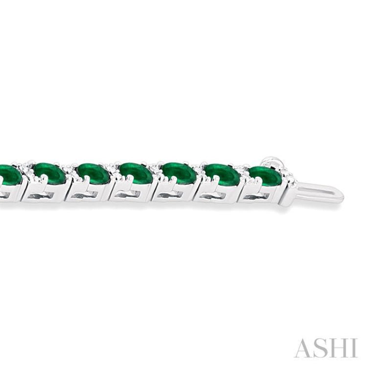 4X3 MM Oval Cut Emerald and 1/3 Ctw Round Cut Diamond Precious Bracelet in 14K White Gold