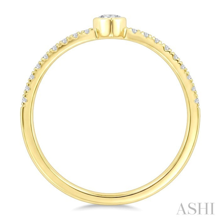 1/3 Ctw Bezel Set Pear and Round Cut Diamond Luna Bezel Fashion Ring in 14K Yellow Gold