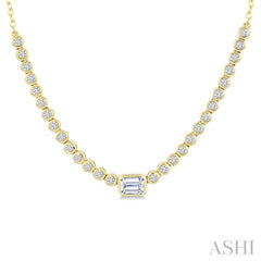 1/2 Ctw Luna Bezel Halfway Bezel Set Emerald and Round Cut Diamond Necklace in 14K Yellow Gold