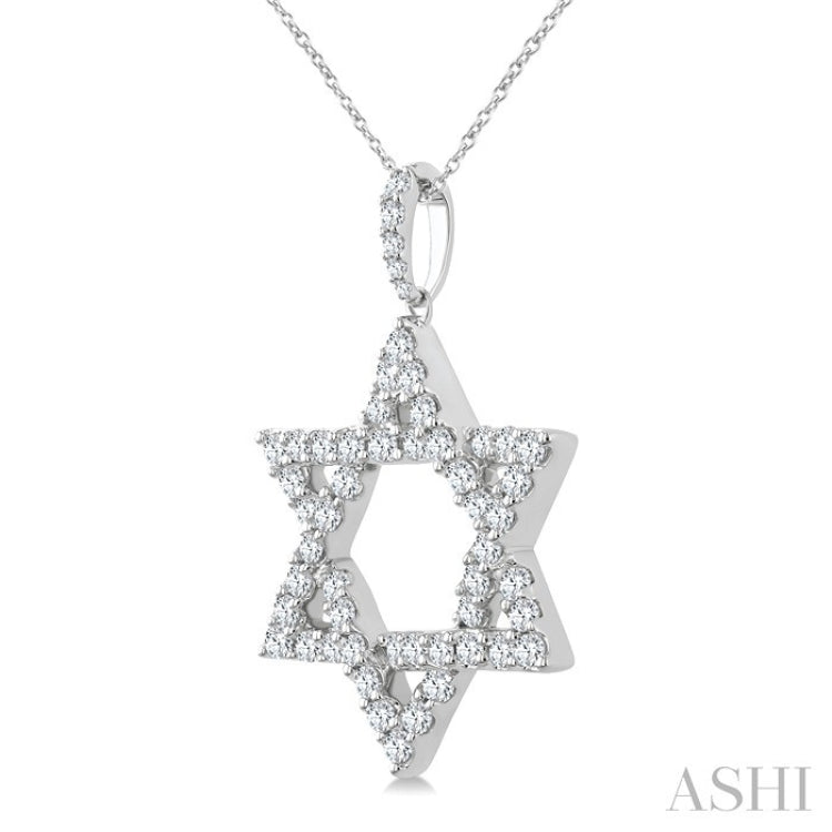 1 1/2 Ctw Star of David Round Cut Diamond Fashion Pendant With Chain in 14K White Gold