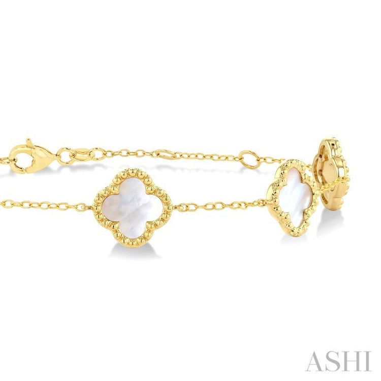 8 MM Mother of Pearl Bead Clover Halo Station Bracelet in 14K Yellow Gold