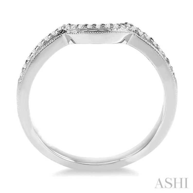 1/10 Ctw Round Cut Diamond Wedding Band in 14K White Gold