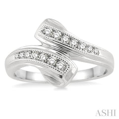 1/4 Ctw Round Cut Diamond By-pass Ring in 10K White Gold