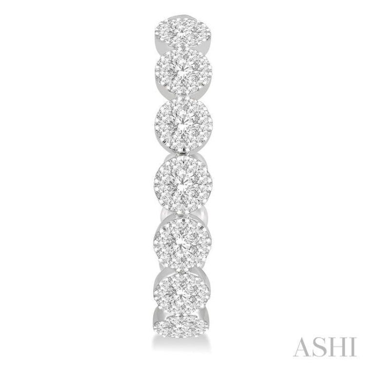 2 Ctw Lovebright Round Cut Diamond Hoop Earrings in 14K White Gold