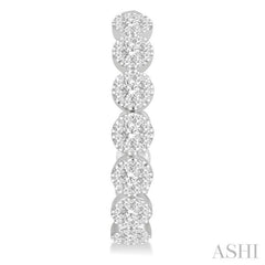 2 Ctw Lovebright Round Cut Diamond Hoop Earrings in 14K White Gold