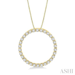1 Ctw Round Cut Diamond Circle of Love Pendant with Chain in 14K Yellow Gold