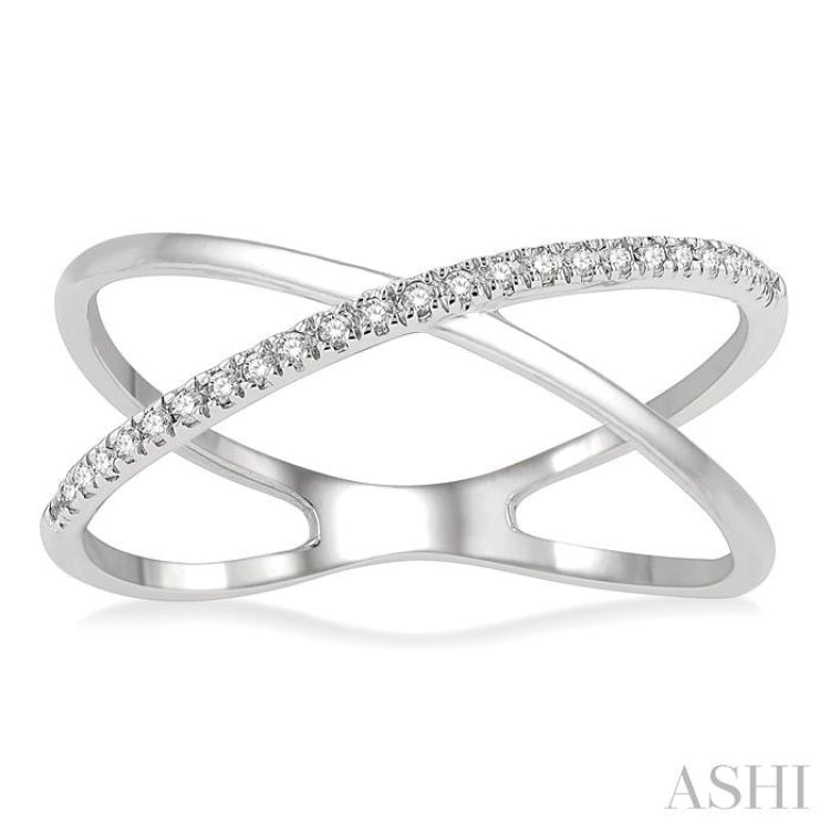 1/10 Ctw Wide Split Round Cut Diamond Twist Ring in 10K White Gold