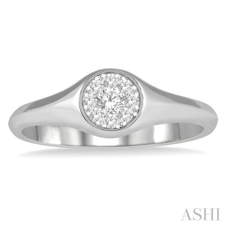 1/6 Ctw Round Shape Lovebright Diamond Ring in 14K White Gold