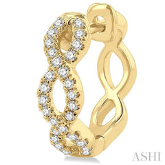1/4 Ctw Petite Twisted Round Cut Diamond Fashion Huggies in 10K Yellow Gold