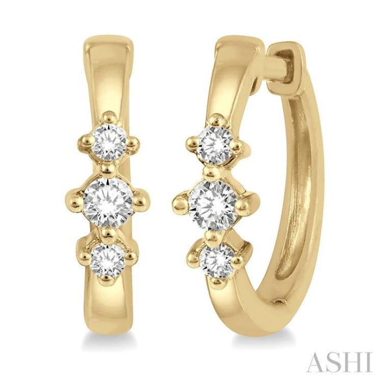 1/6 Ctw Three Stone Round Cut Diamond Huggie Petite Earrings in 10K Yellow Gold