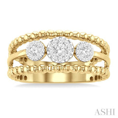1/4 Ctw Past, Present & Future Lovebright Round Cut Diamond Fashion Ring in 14K Yellow and White Gold