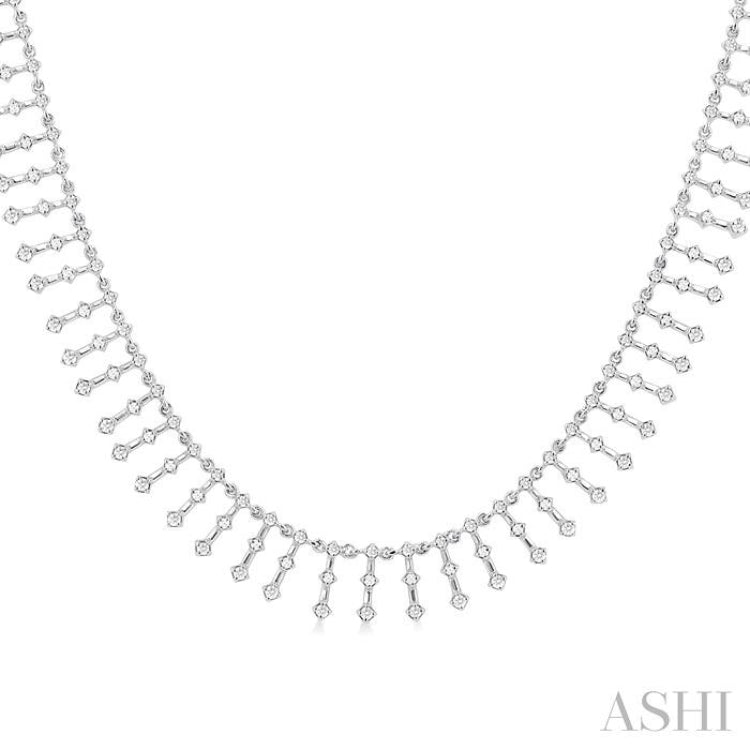 1 1/10 Ctw Spikes Shape Round Cut Diamond Fashion Necklace in 14K White Gold