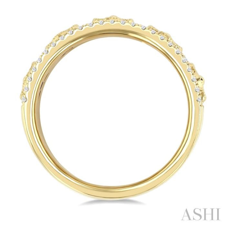 5/8 Ctw Clover Motif Round Cut Diamond Wide Fashion Band in 14K Yellow Gold