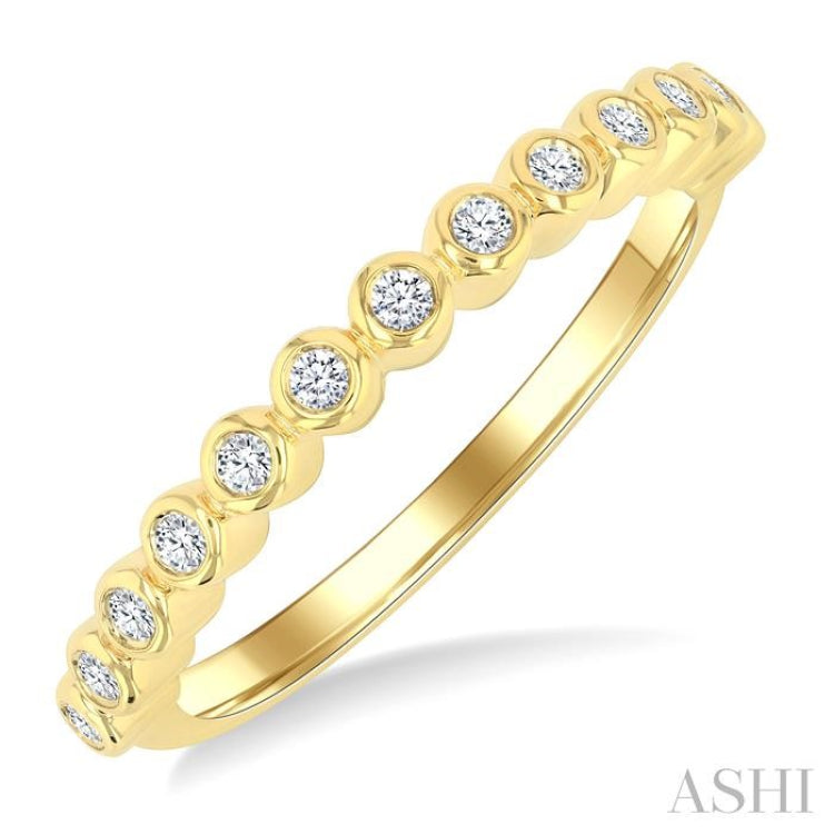 1/6 Ctw Half Eternity Bezel Set Round Cut Diamond Fashion Band in 10K Yellow Gold