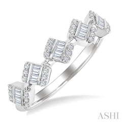 1/3 Ctw Cushion Shape 5-Mount Fusion Baguette and Round Cut Diamond Fashion Ring in 14K White Gold