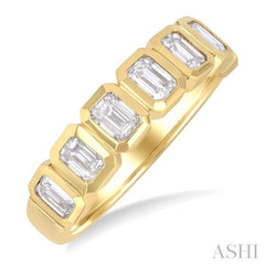 2 Ctw 7-Stone Bezel Set Emerald Cut Diamond Fashion Band in 14K Yellow Gold