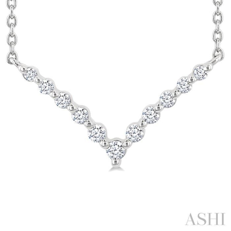 1/8 Ctw Petite Chevron Round Cut Diamond Pendant With Chain in Sterling Silver