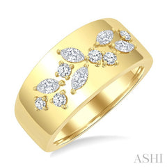 1/2 Ctw Marquise and Round Cut Diamond Fashion Wide Band in 14K Yellow Gold