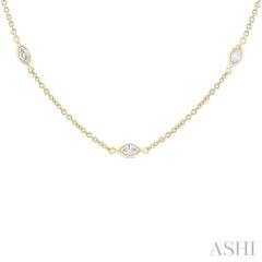 1 1/2 Ctw Marquise Cut Diamond Fashion Necklace in 14K Yellow Gold